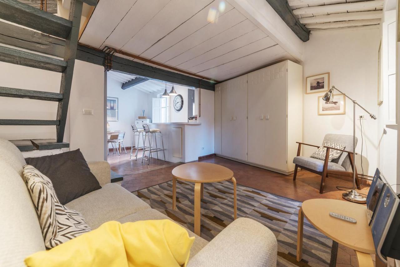Апартаменты Charming Loft Navona Рим Экстерьер фото