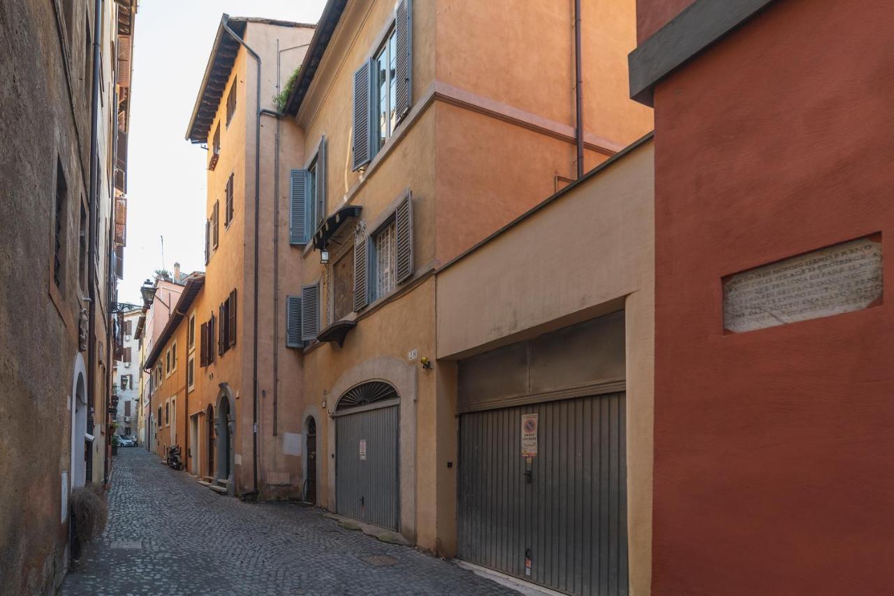 Апартаменты Charming Loft Navona Рим Экстерьер фото
