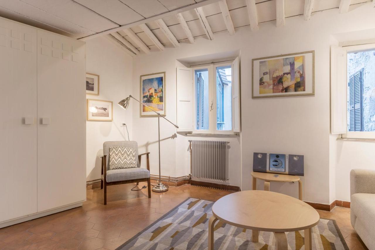 Апартаменты Charming Loft Navona Рим Экстерьер фото