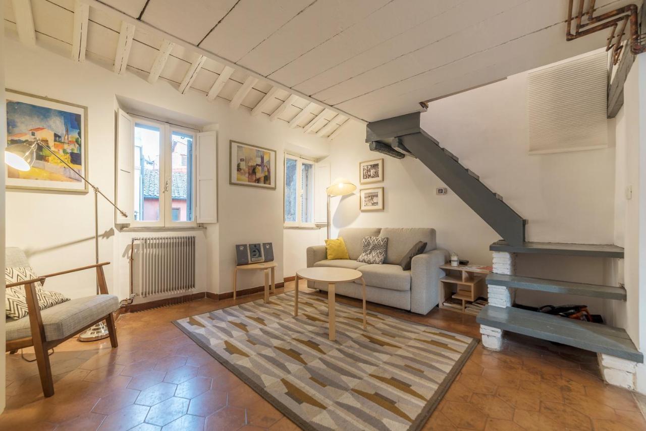 Апартаменты Charming Loft Navona Рим Экстерьер фото